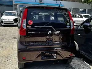 Nissan Dayz 2018 Brown