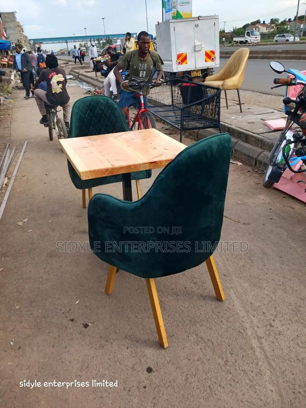 2 Restaurant Chairs and 2×2 Table - thumbnail 4
