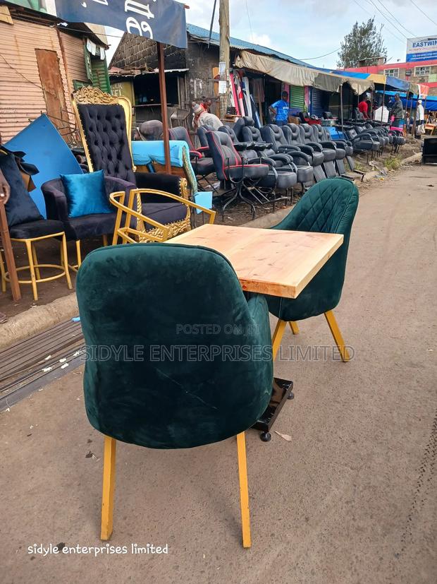 2 Restaurant Chairs and 2×2 Table - thumbnail 5
