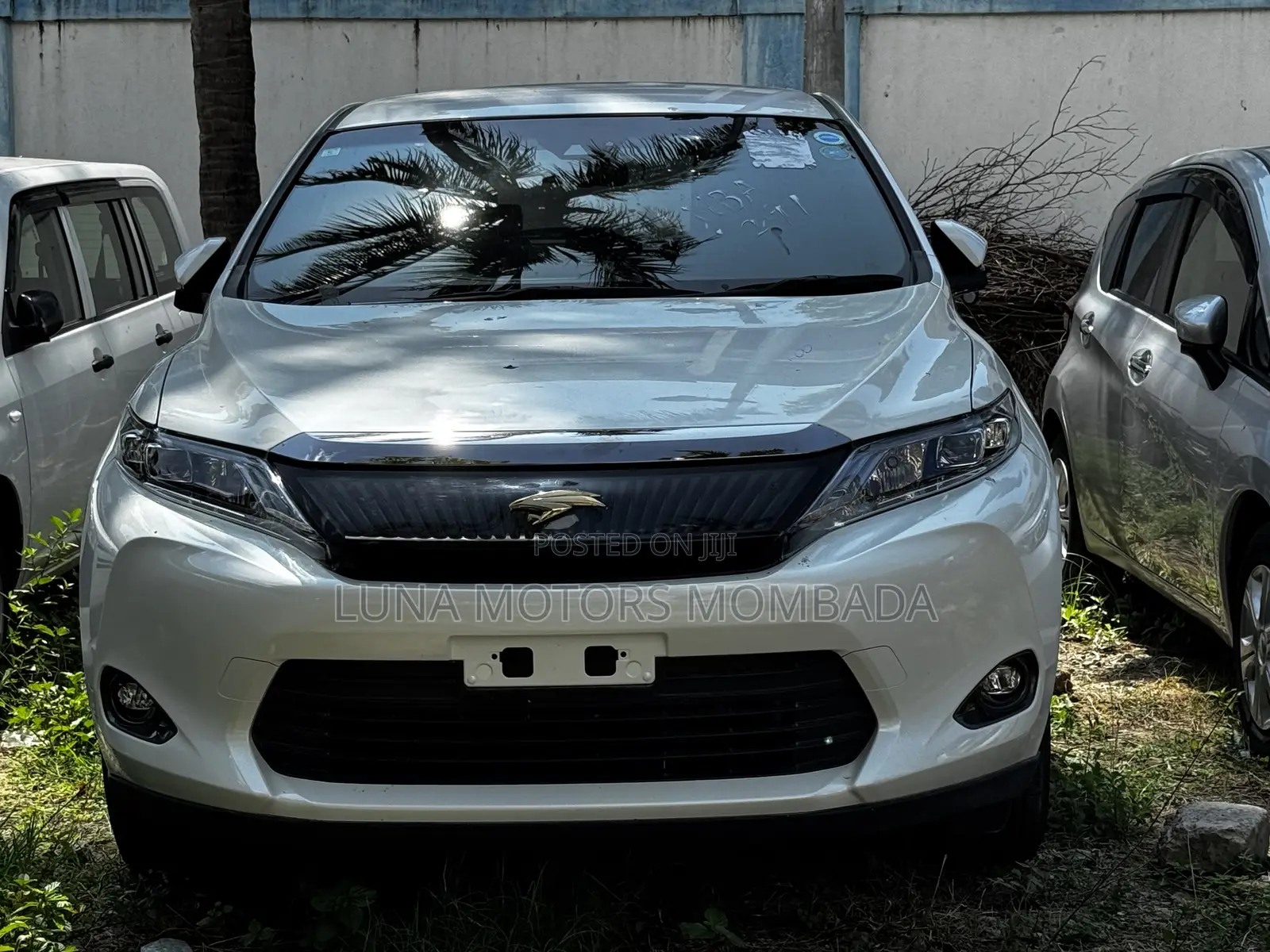 Toyota Harrier 2.0 Turbo 4WD 2018 White