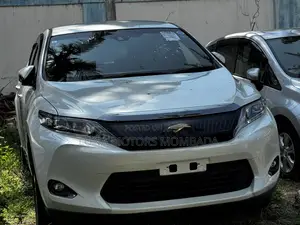 Toyota Harrier 2.0 Turbo 4WD 2018 White