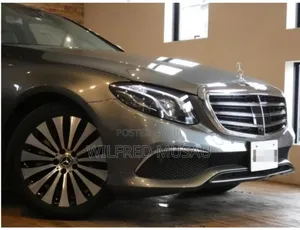 Mercedes-Benz E400 2019 Silver