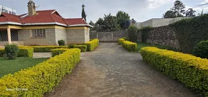 4bdrm Bungalow in Elgonview for sale