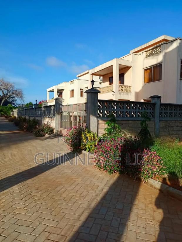 Kilifi Bofa - thumbnail 3