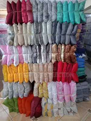 Cushions Throw Pillows