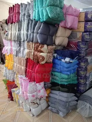 Cushions Throw Pillows