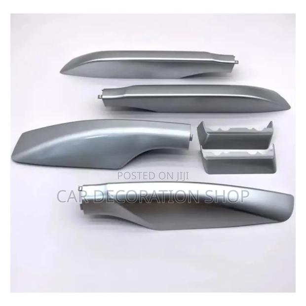 Prado 120/150 Silver Roof Rails Replacement End Cove (Per Pc - thumbnail 3