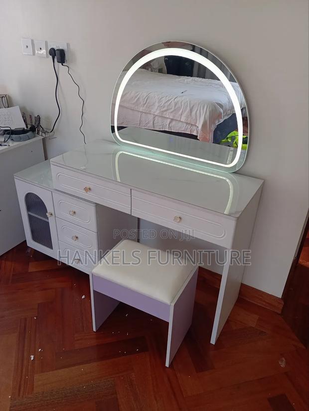 3d Led Light Dressing Table