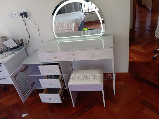 3d Led Light Dressing Table - thumbnail 2