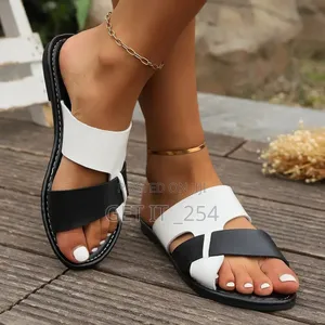 *Ladies Leather Sandals* *Sizes 37,38,39,40,41,42, 43*