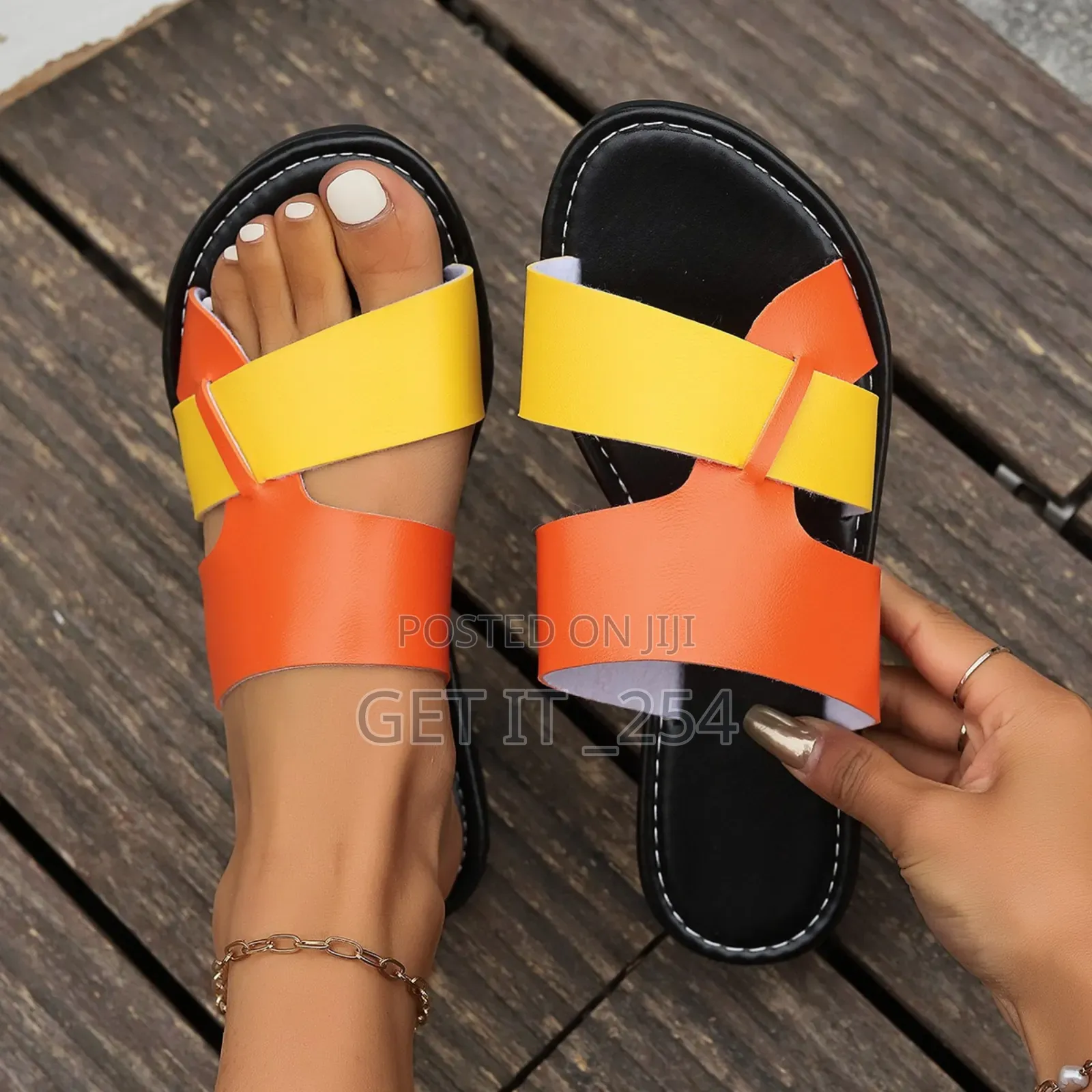*Ladies Leather Sandals* *Sizes 37,38,39,40,41,42, 43*