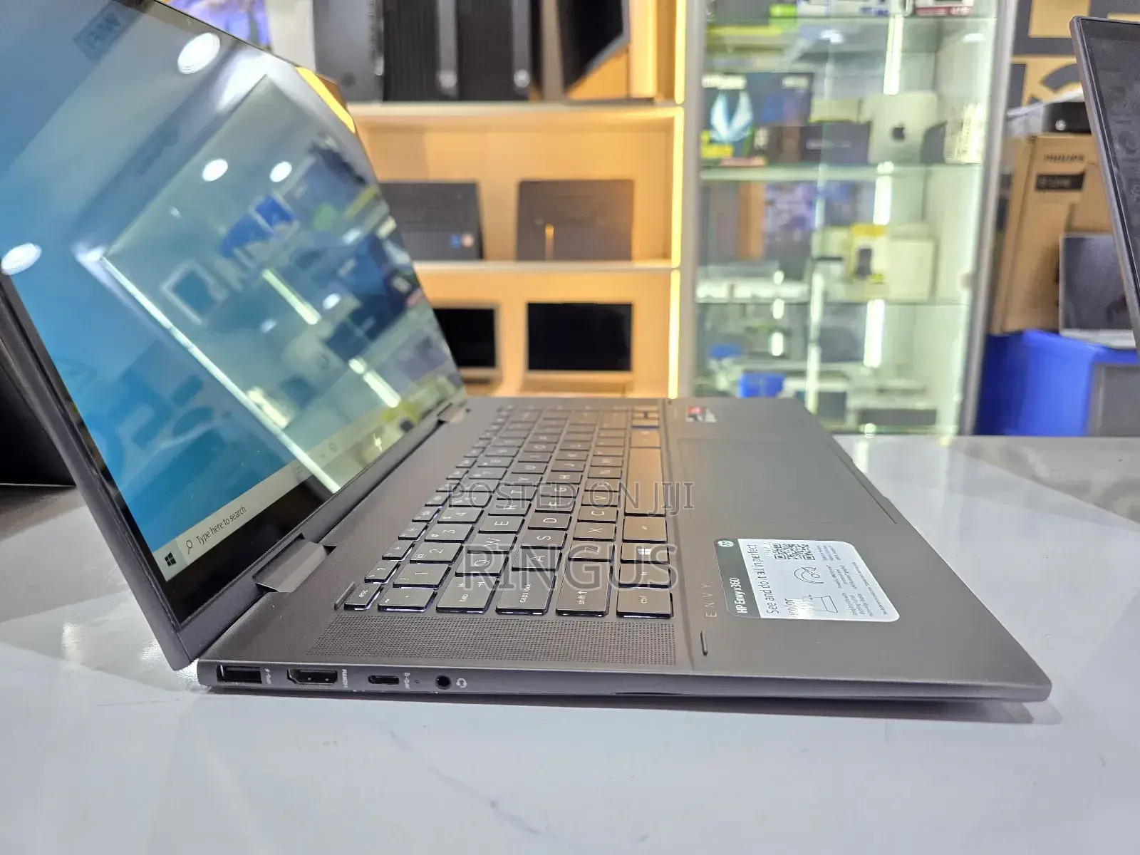 Laptop HP Envy X360 15t 16GB AMD Ryzen 5 SSD 256GB