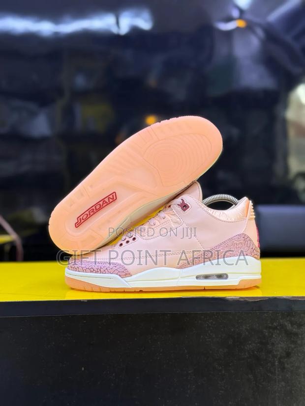 Air Jordan 3 Retro Valentine’S Day. - thumbnail 2