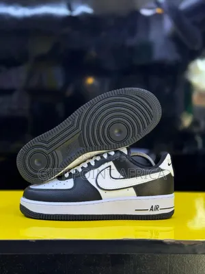 The Nike Airforce 1 Low “Panda”.