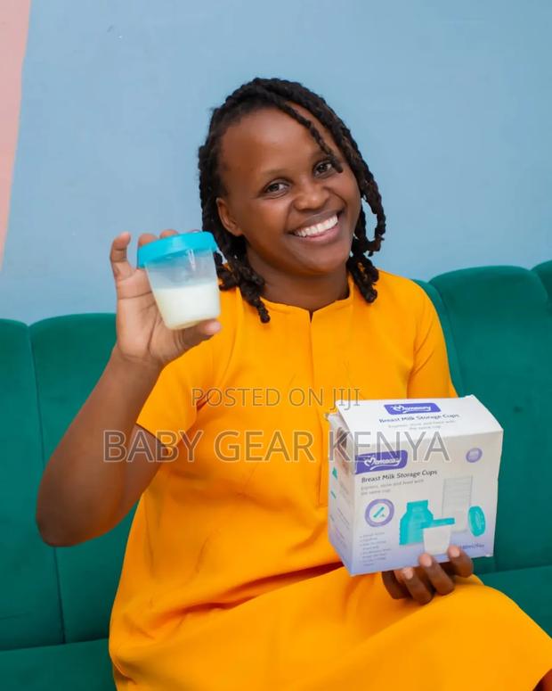 Breast Milk Storage Cups - main view