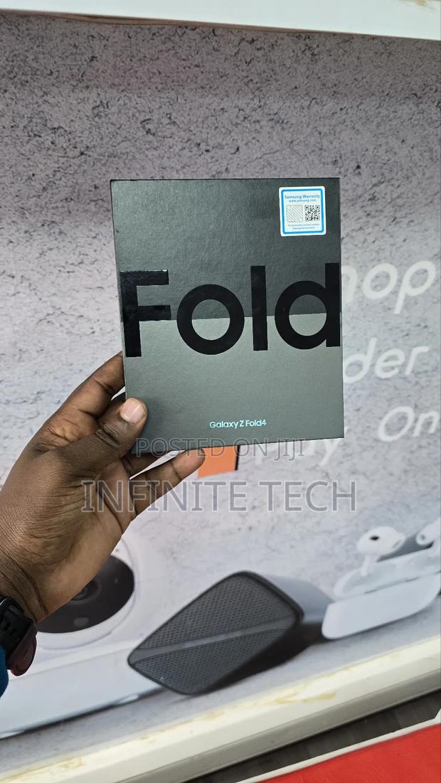 New Samsung Galaxy Z Fold4 512 GB Black - thumbnail 3