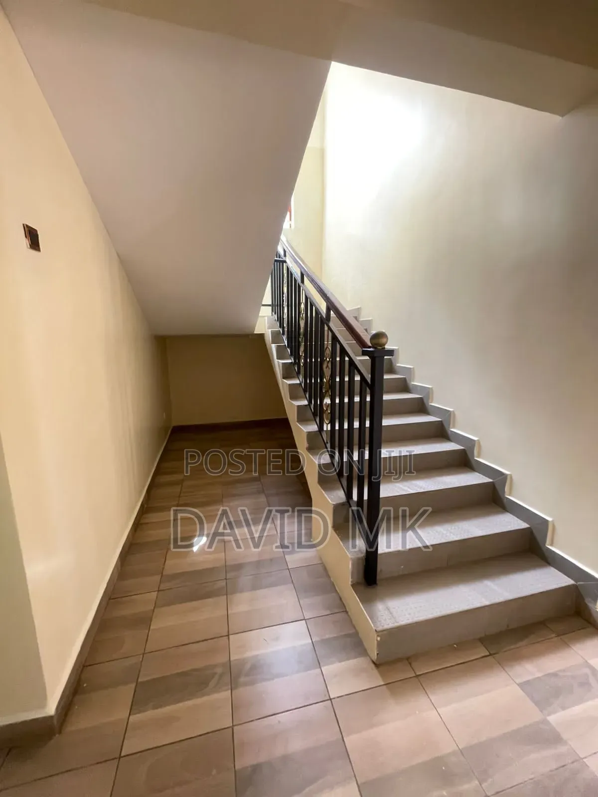 5bdrm Maisonette in Membley Eastern for rent