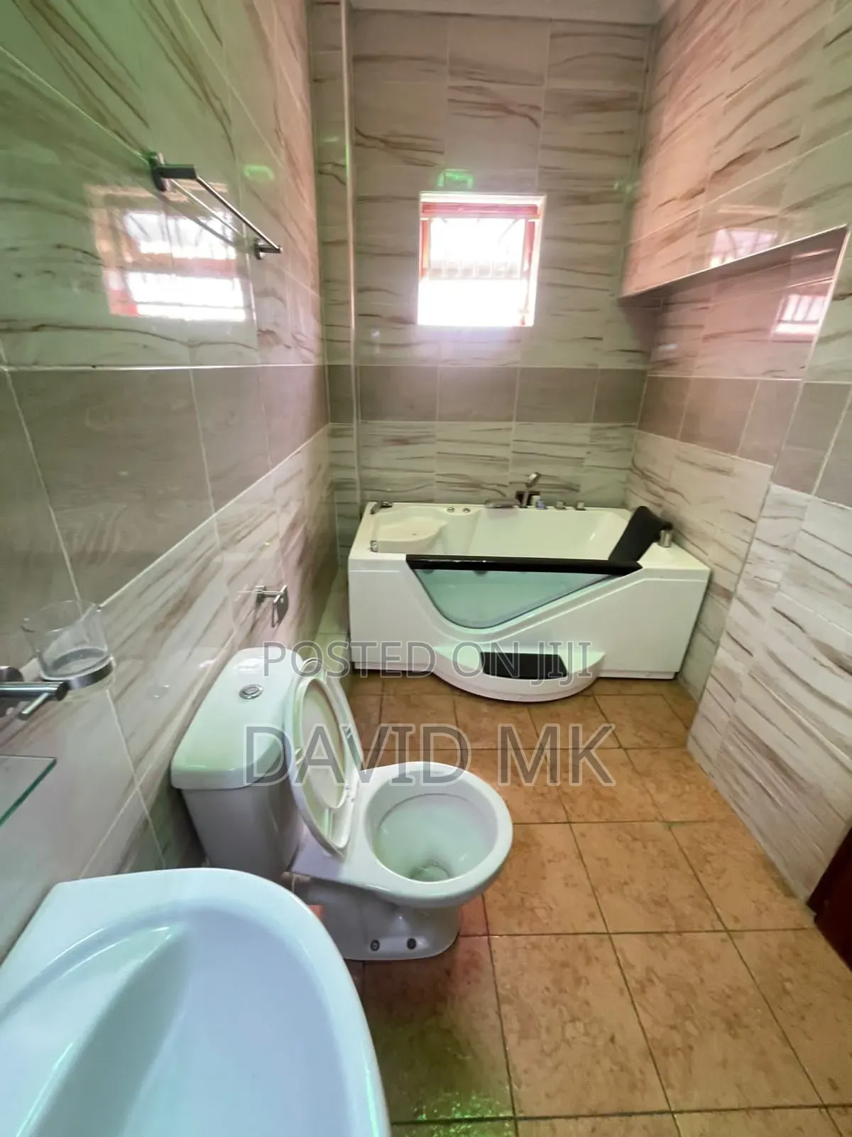 5bdrm Maisonette in Membley Eastern for rent