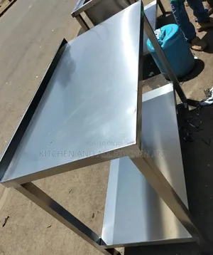 Quality Hygienic Kitchen Work Tables