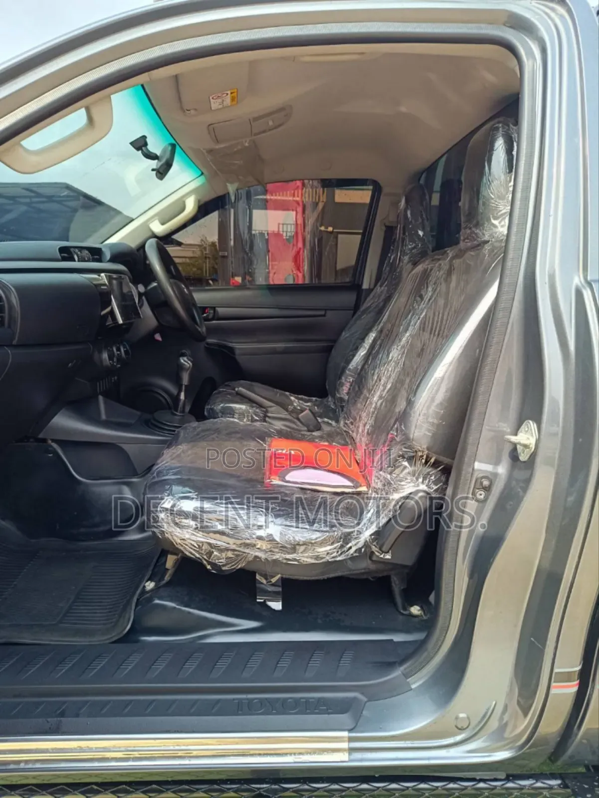 Toyota Hilux 2018 Gray