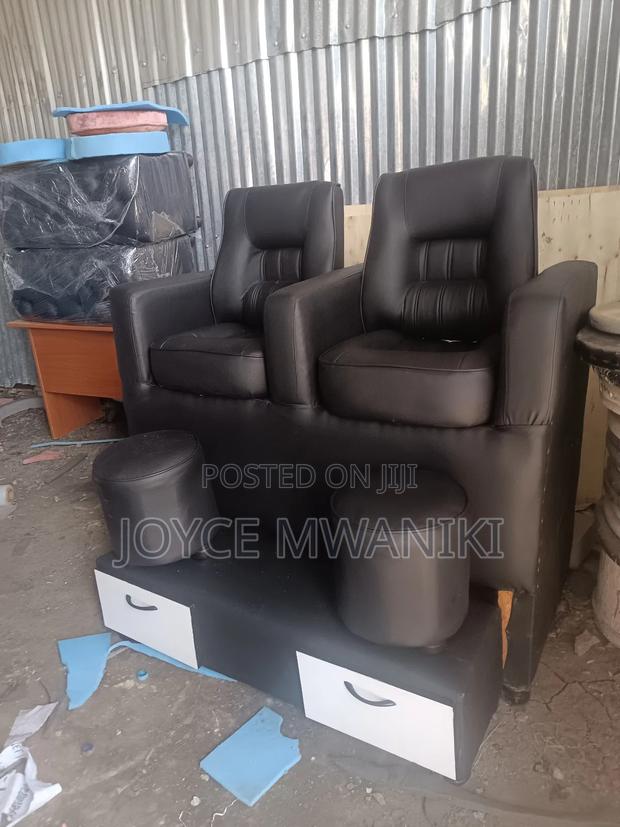 Black and White, 2 Seater Separate Pedicure Seat - main view