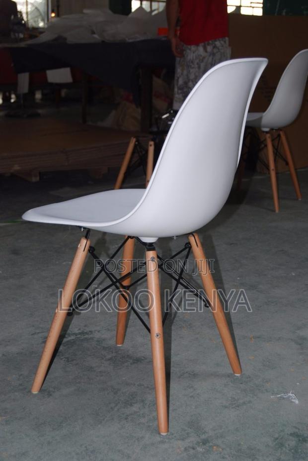 Dining Chair: Modern Plastic Eames Dining Chair - thumbnail 3