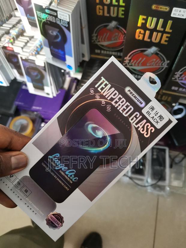 Brave iPhone 16 Pro 6.3" Privacy Screen Protector Privacy - thumbnail 2