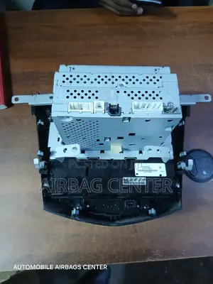 X-Trail Nt32 Radio and Ac Control