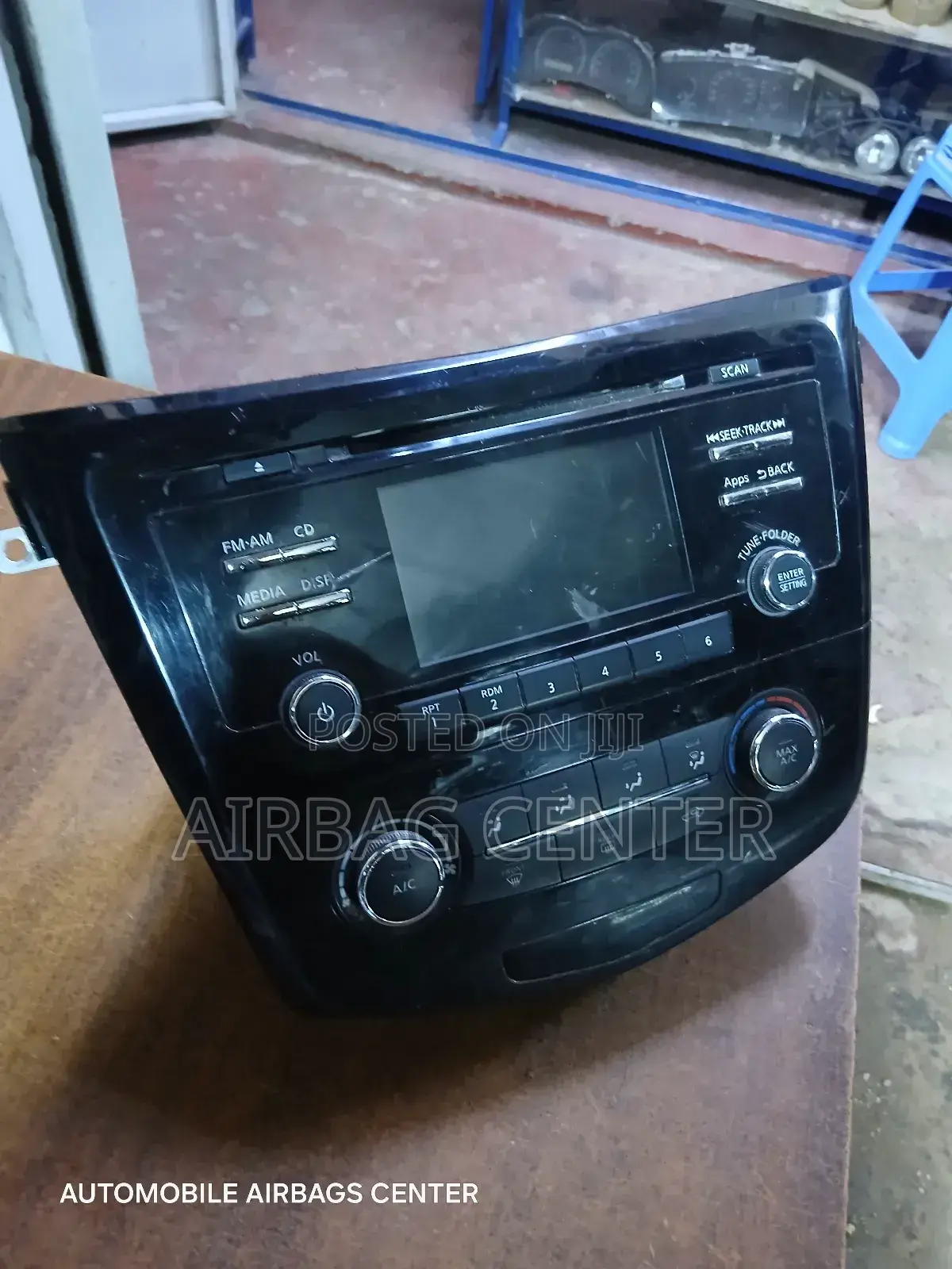 X-Trail Nt32 Radio and Ac Control