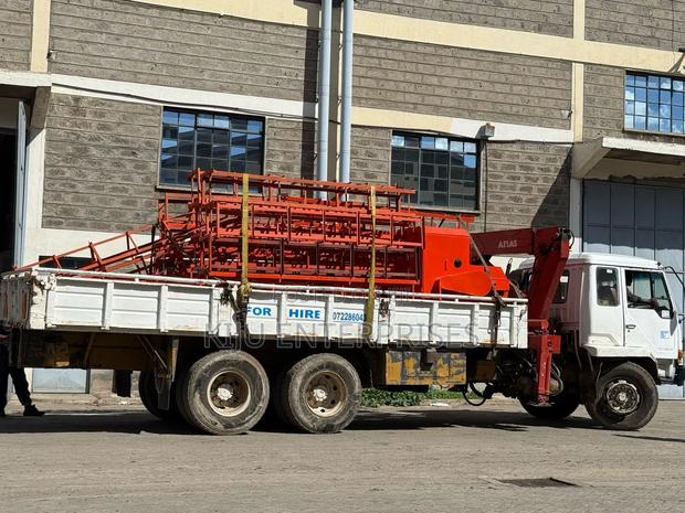 Concrete Hoist 1tone Diesel Powered 30metre - main view