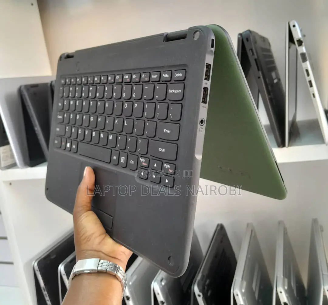 Laptop Lenovo 300e 4GB Intel Core I5 SSD 128GB