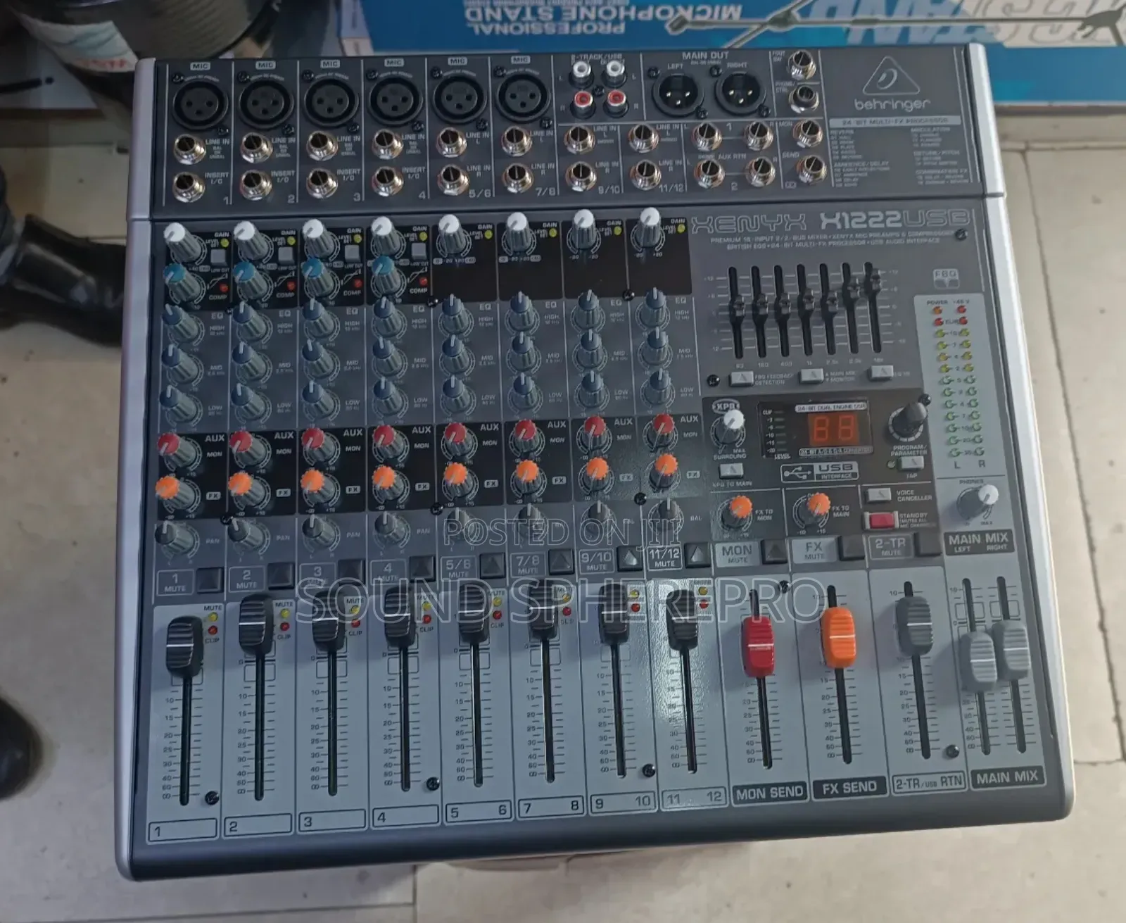 Behringer Xenynx X1222 Usb Mixer