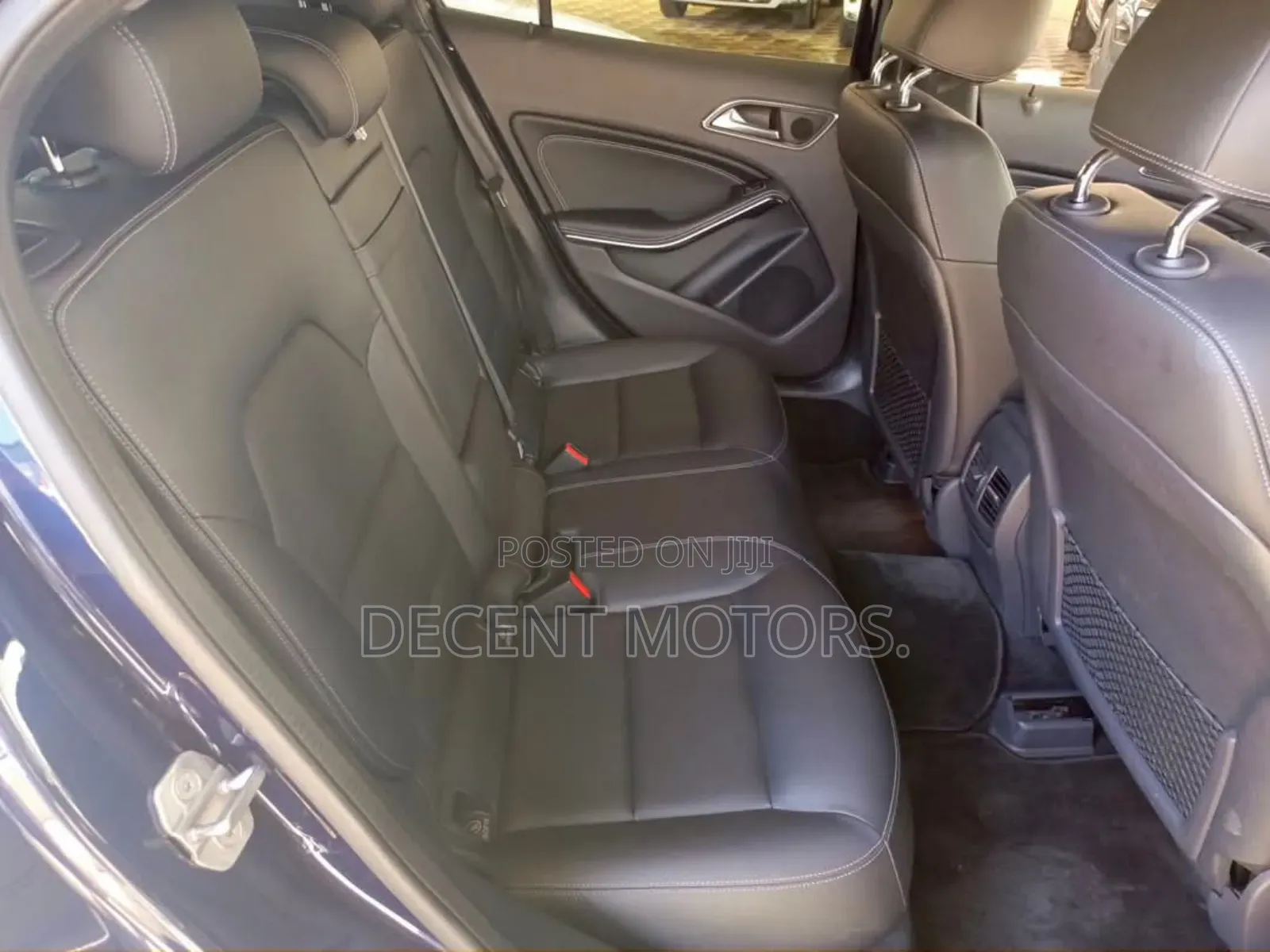 Mercedes-Benz GLA 250 2018 Blue