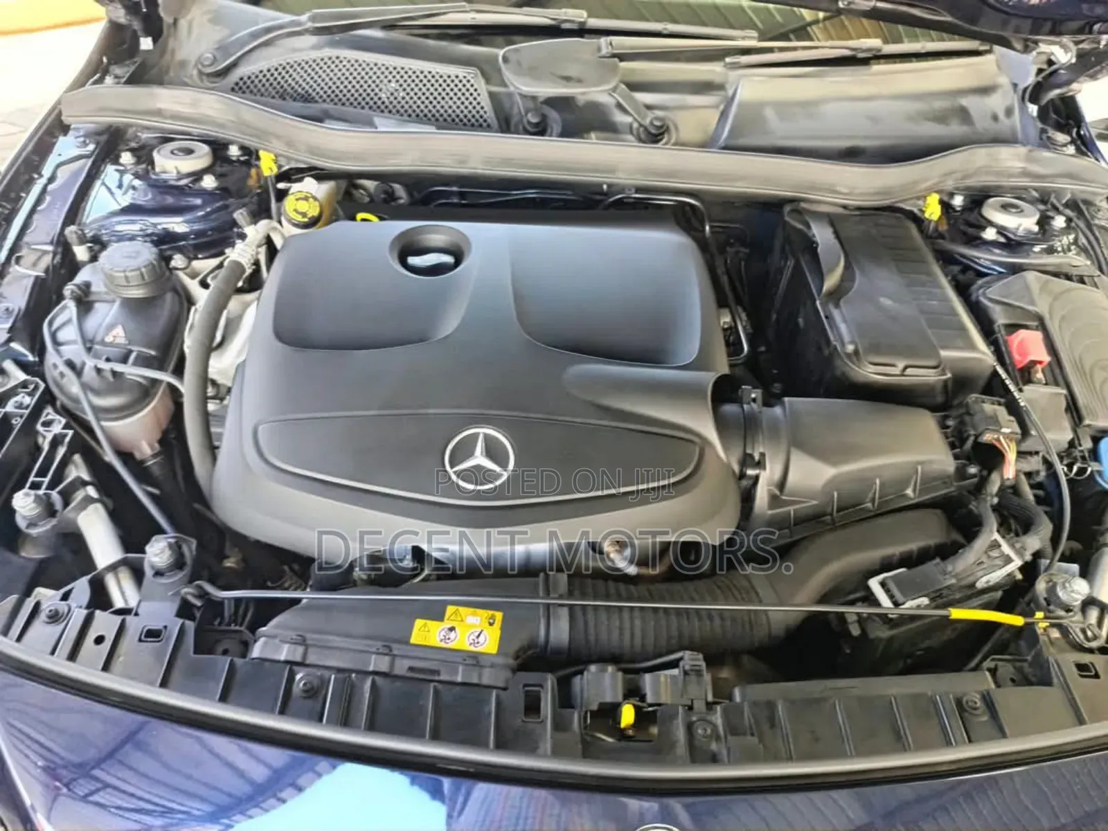 Mercedes-Benz GLA 250 2018 Blue