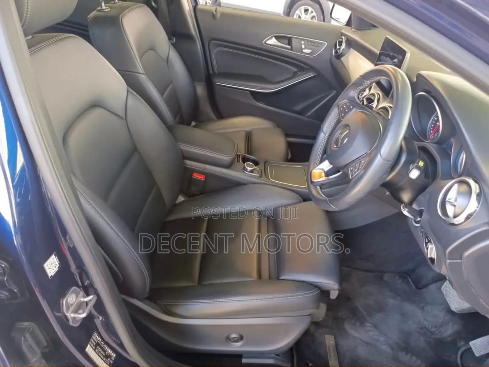 Mercedes-Benz GLA 250 2018 Blue