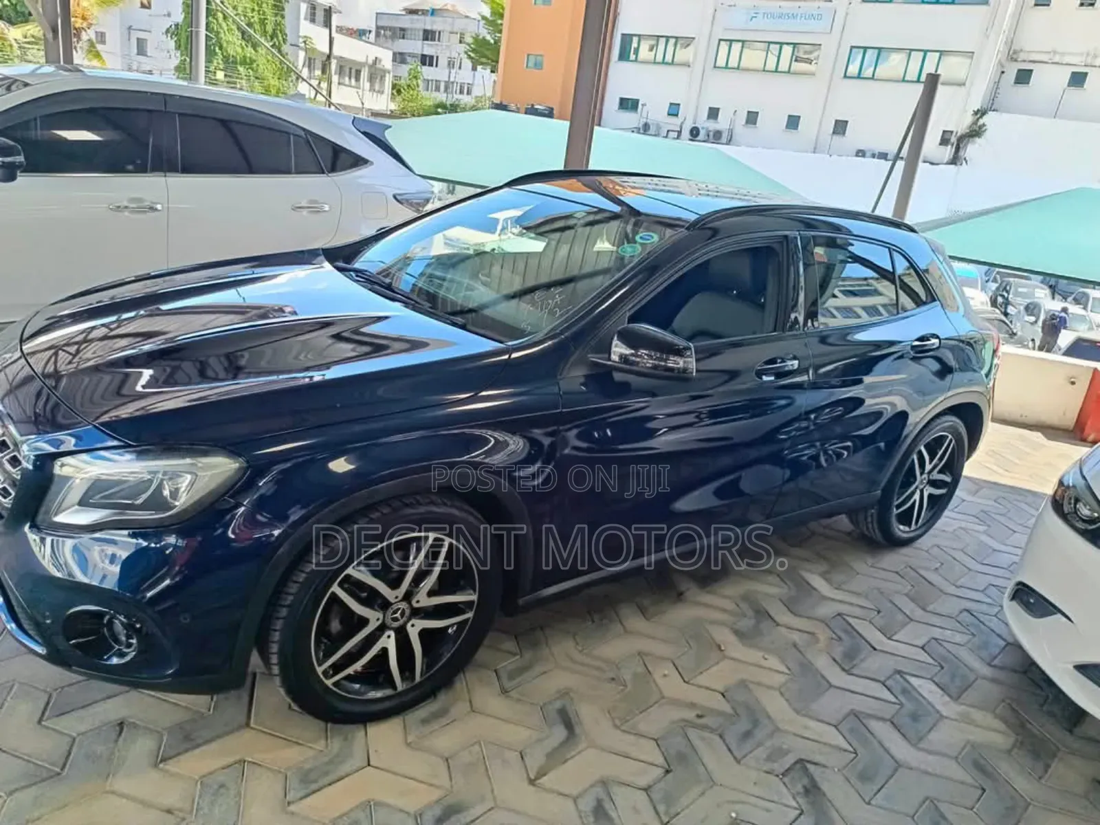 Mercedes-Benz GLA 250 2018 Blue