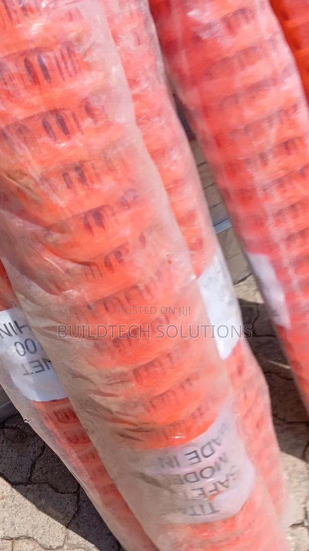 Plastic Mesh Barrier - main view