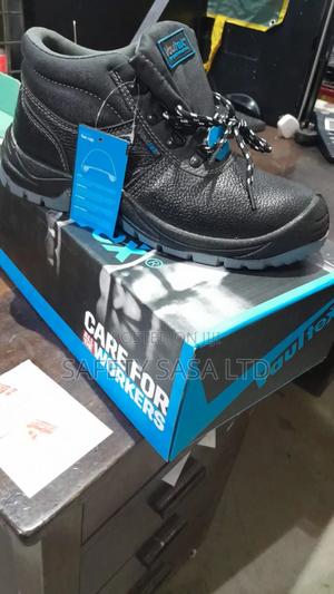 Vaultex Safety Boots - thumbnail 2