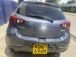 Mazda Demio 2016 Blue