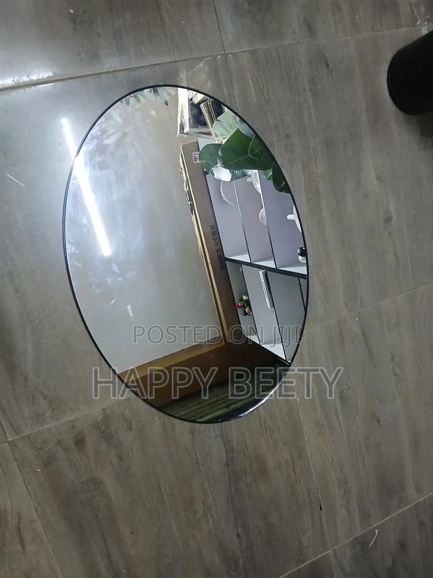 * Decorative Oval Wall Mirror - thumbnail 3