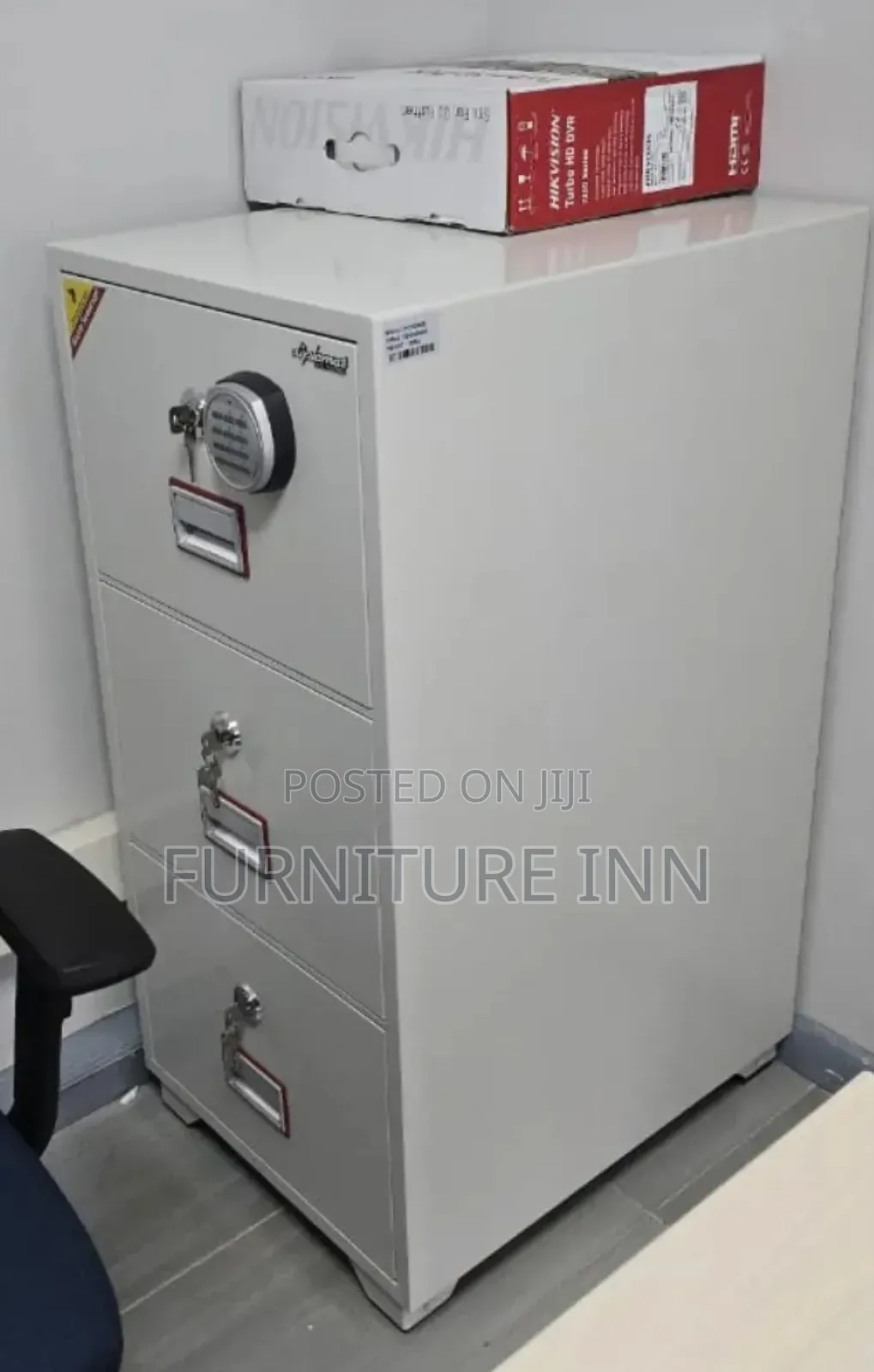 206kgs Diplomatic 3 Door Safe