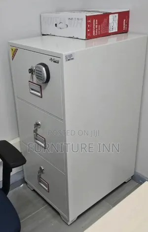 206kgs Diplomatic 3 Door Safe