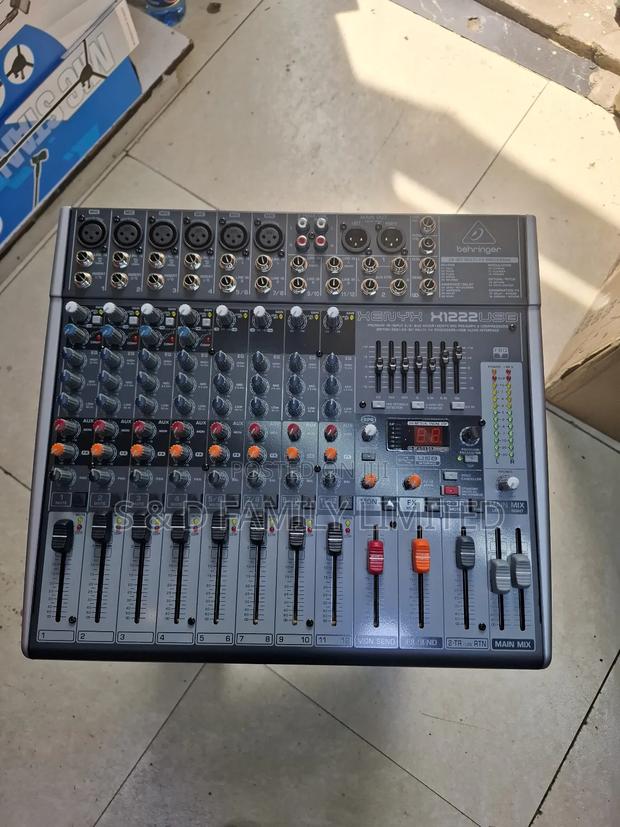 Behringer 12 Channels Plain Mixer - thumbnail 3