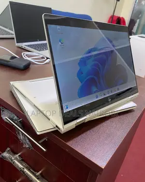 Laptop HP EliteBook 830 G6 16GB Intel Core I7 SSD 512GB