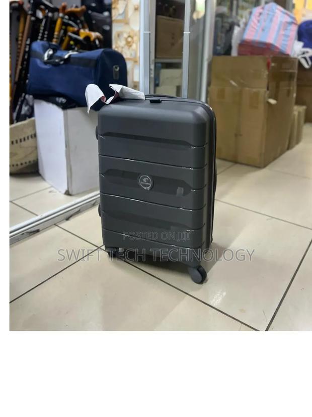 Small Rubber Suitcase / Unbreakable Suitcase - thumbnail 3