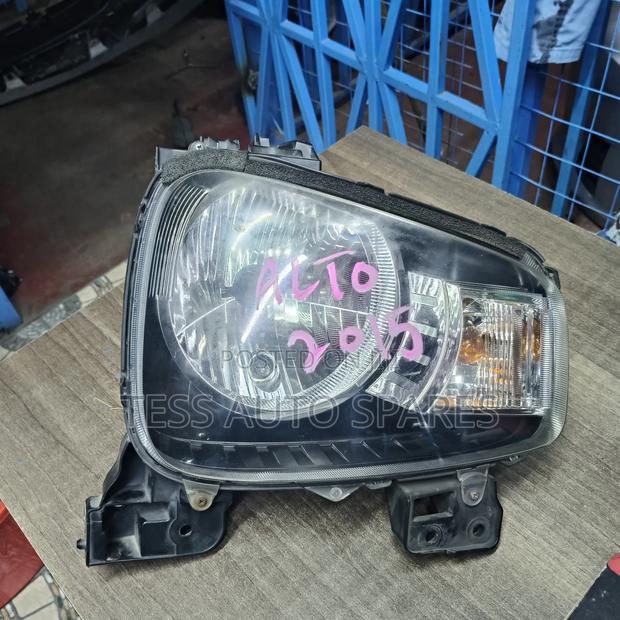Suzuki Alto 2015 Headlight