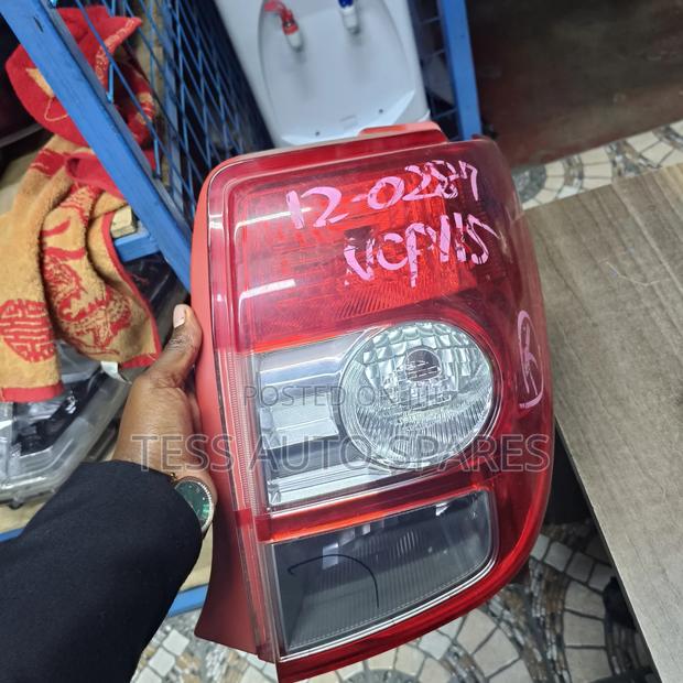 Toyota Ist 2010 Backlight - main view