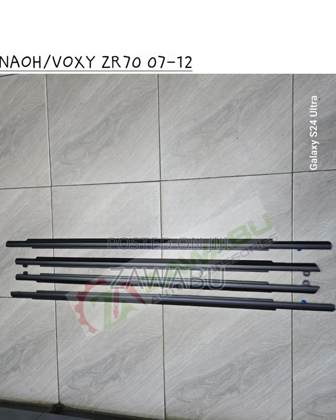Weather Strips Noah/Voxy Zr70 07-12 Black