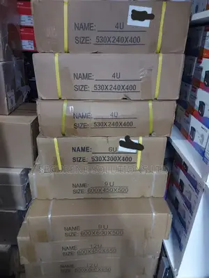 Toten 12u 600x600x650 Server Rack