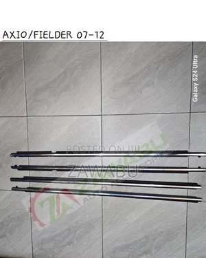 Weather Strip Toyota Axio/Fielder 141 0-12chrome